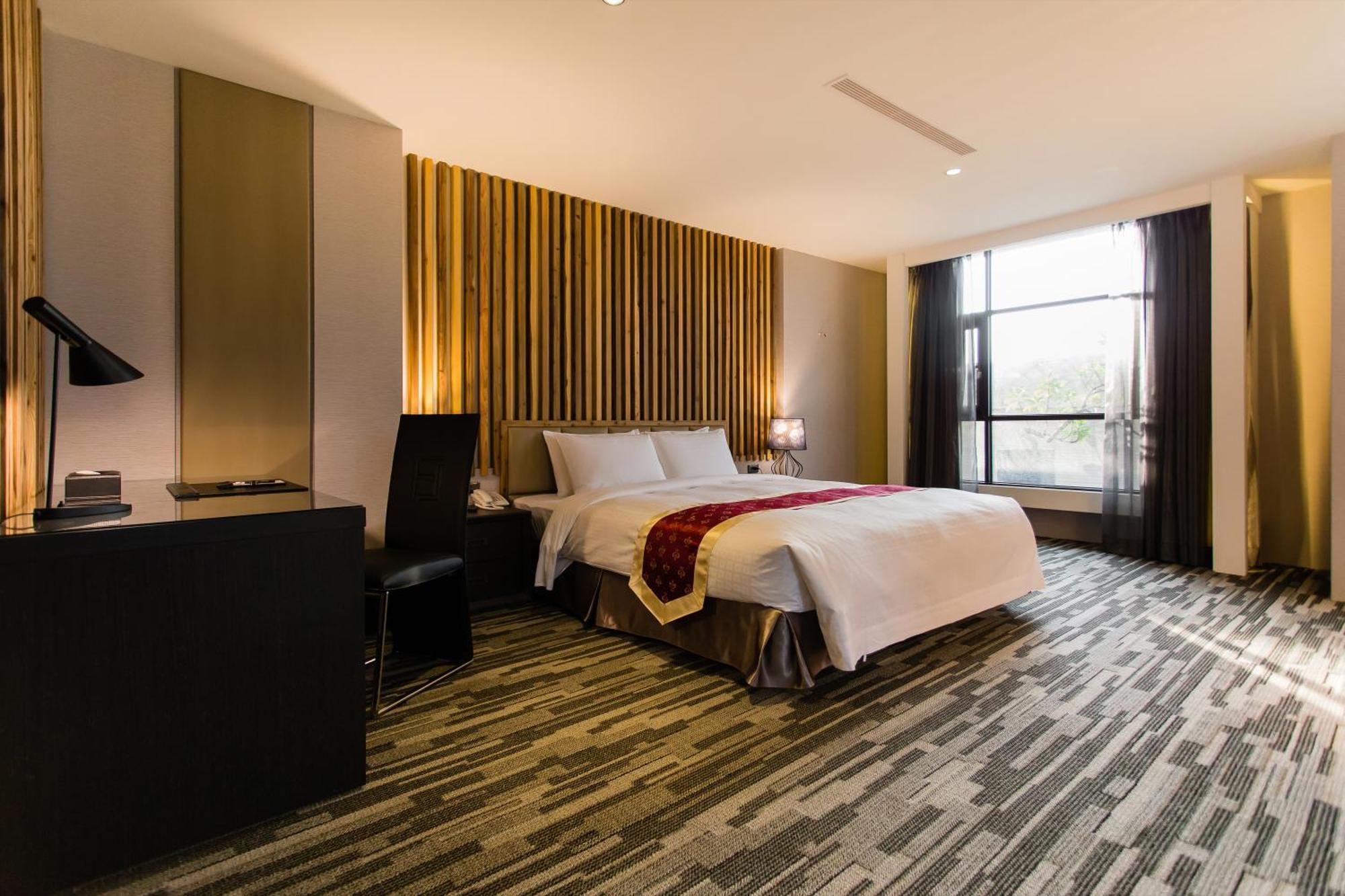 Chiayi Oriental Pearl International Hotel Fanlu Экстерьер фото