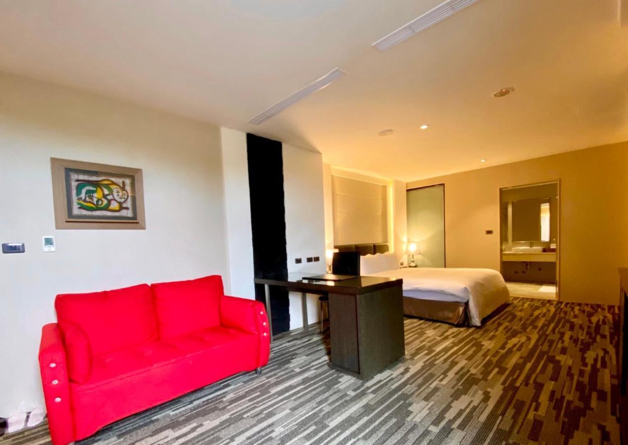 Chiayi Oriental Pearl International Hotel Fanlu Экстерьер фото